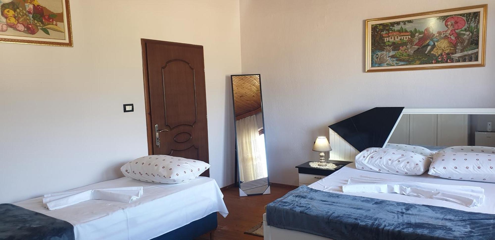 Shena Guest House Gjirokaster Exterior photo