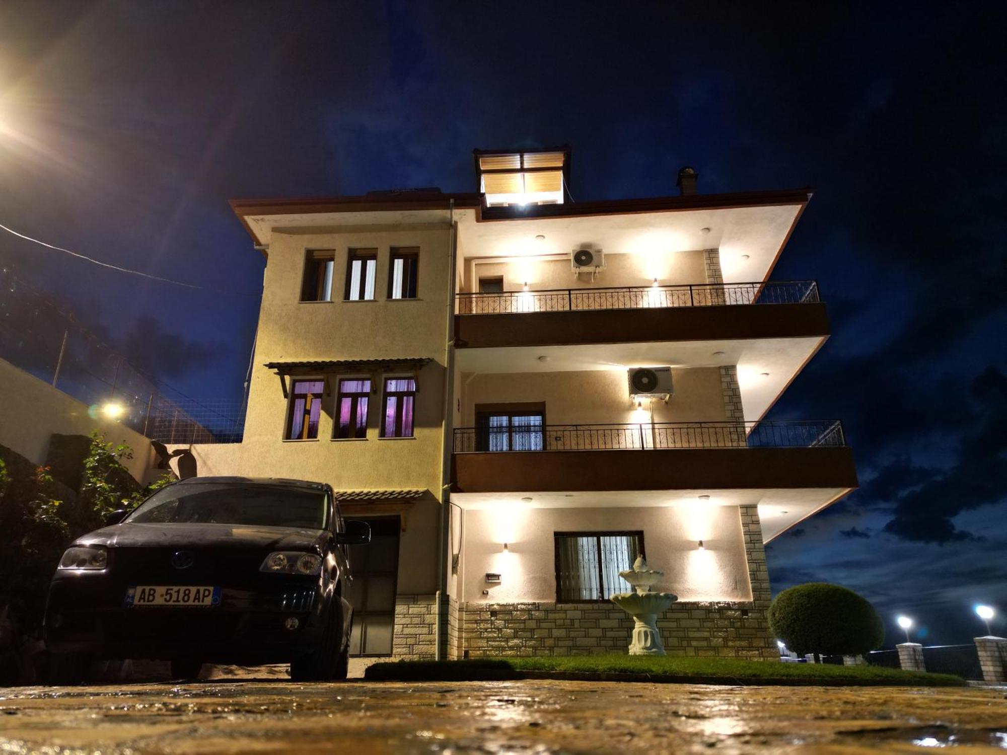 Shena Guest House Gjirokaster Exterior photo